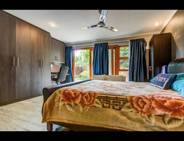 3 BEDROOM HOUSE FOR SALE IN VAN RIEBEECK PARK